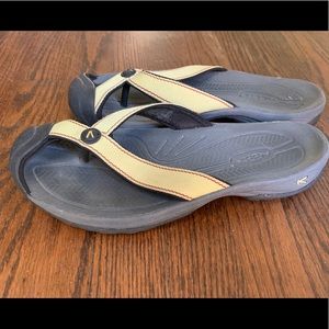 Keen Rubber Toe flip flop